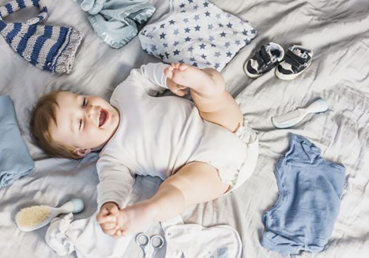 Lựa chọn chất vải phù hợp và dễ chịu cho bé